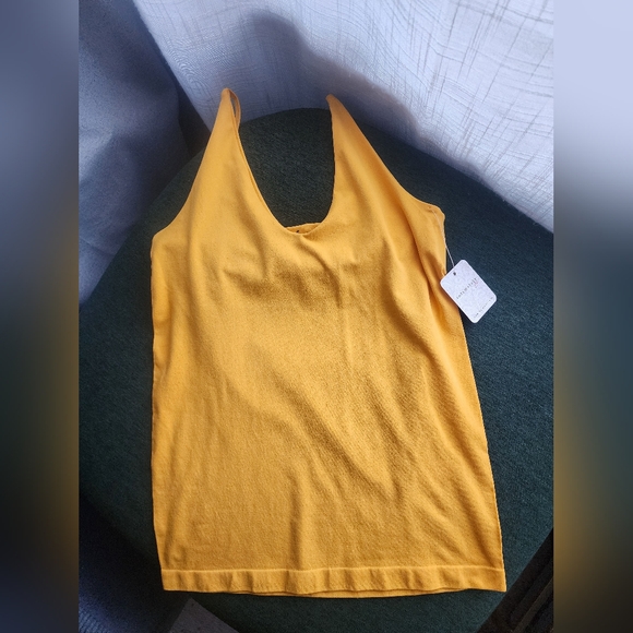 Free People Tops - Free People Intimately Seamless V Neck Cami Orange M/L NWT